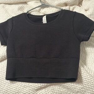 SMALL BLACK offline aerie top